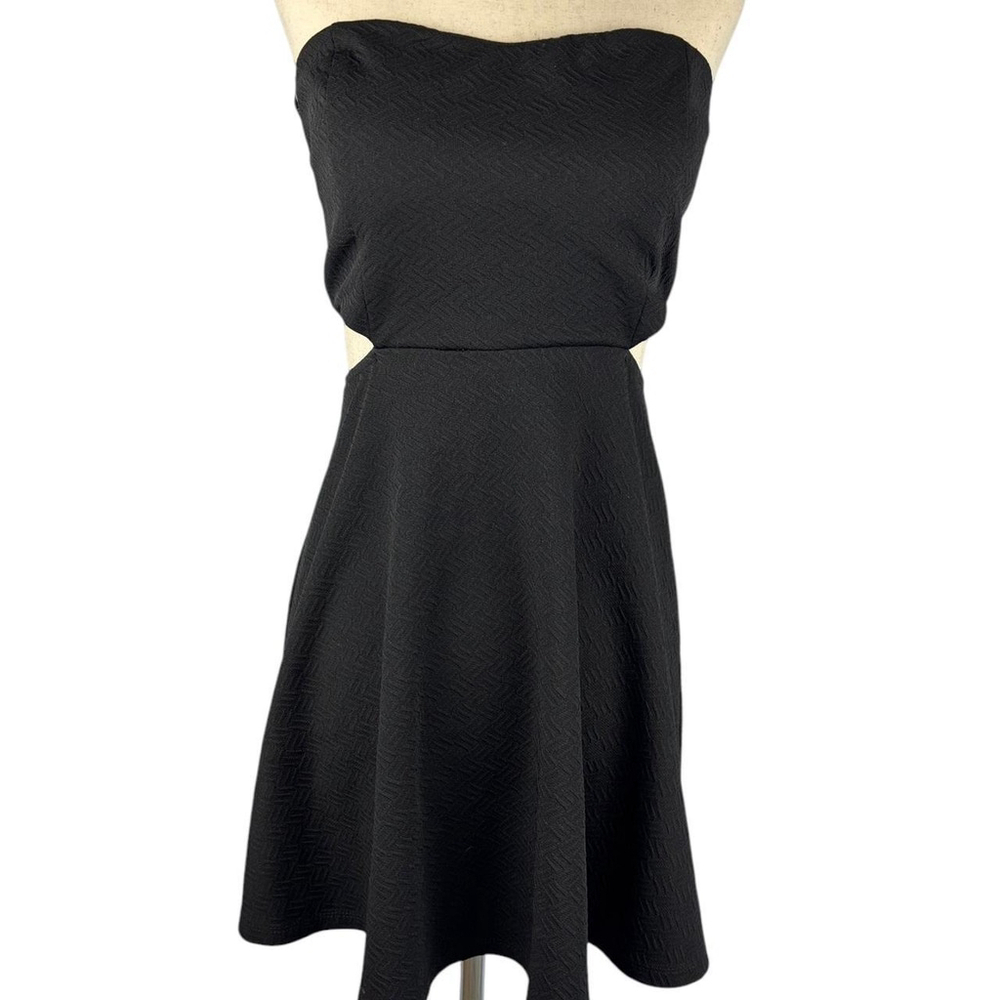 Forever 21 black strapless mini dress size xs #forever21 #dress #minidress​
